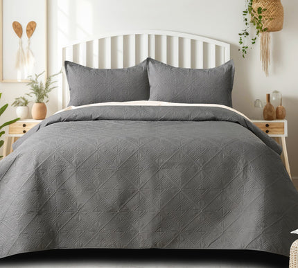 Square Pattern - California Luxe Reversible AC Bedcover - Grey / Light Grey