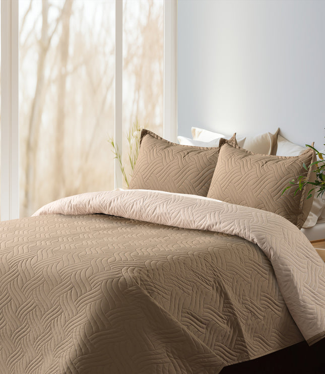 Waves - California Luxe Reversible AC Bedcover - Beige / Light Beige
