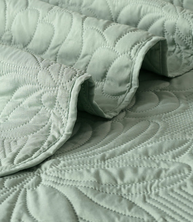 Floral - Luxe AC Bedcover With 2 Pillow Cases - Mint Green