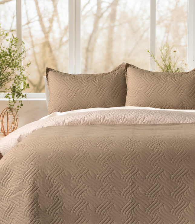Waves - California Luxe Reversible AC Bedcover - Beige / Light Beige
