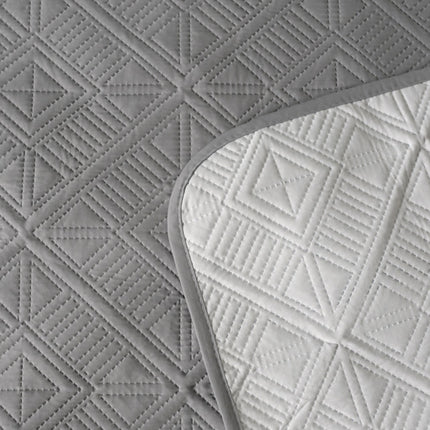 Square Pattern - California Luxe Reversible AC Bedcover - Grey / Light Grey