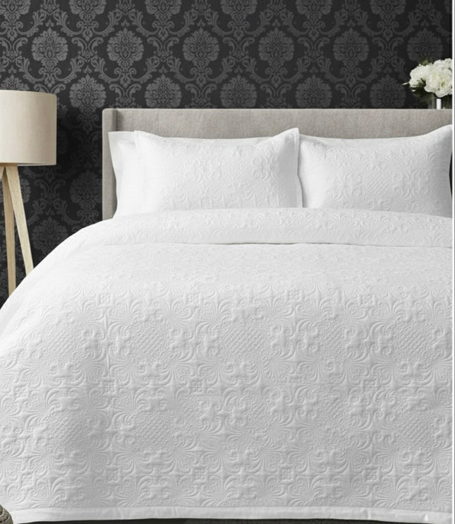 California Luxe AC Bedcover - White