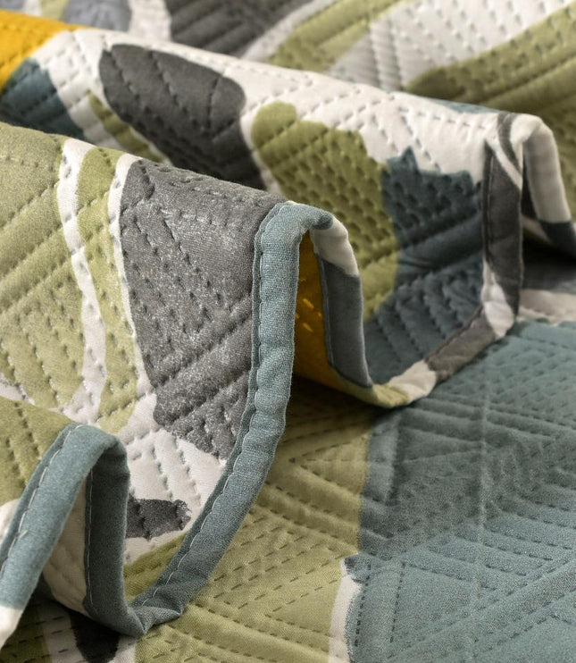 Aurora Comfort Printed Bedcover