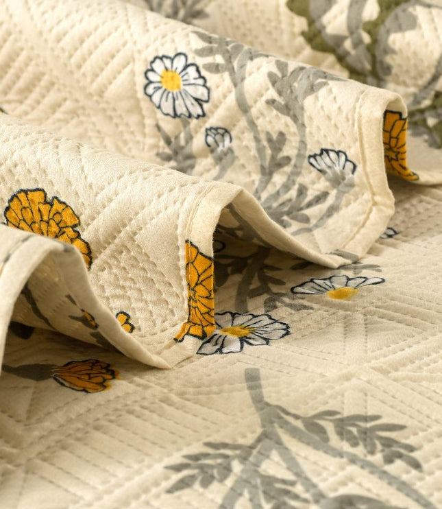 Aurora Comfort Printed Bedcover