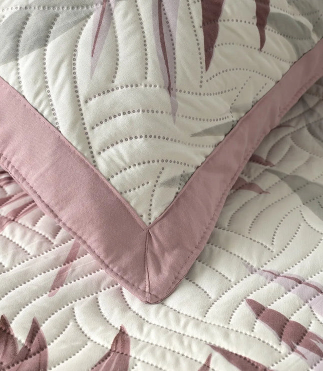 Dreamy Printed Bedcover Set - Pink